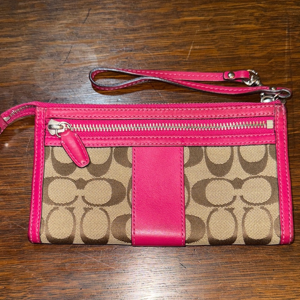 Coach Retired Signature Tan and Pink Wristlet - Picture 2 of 7